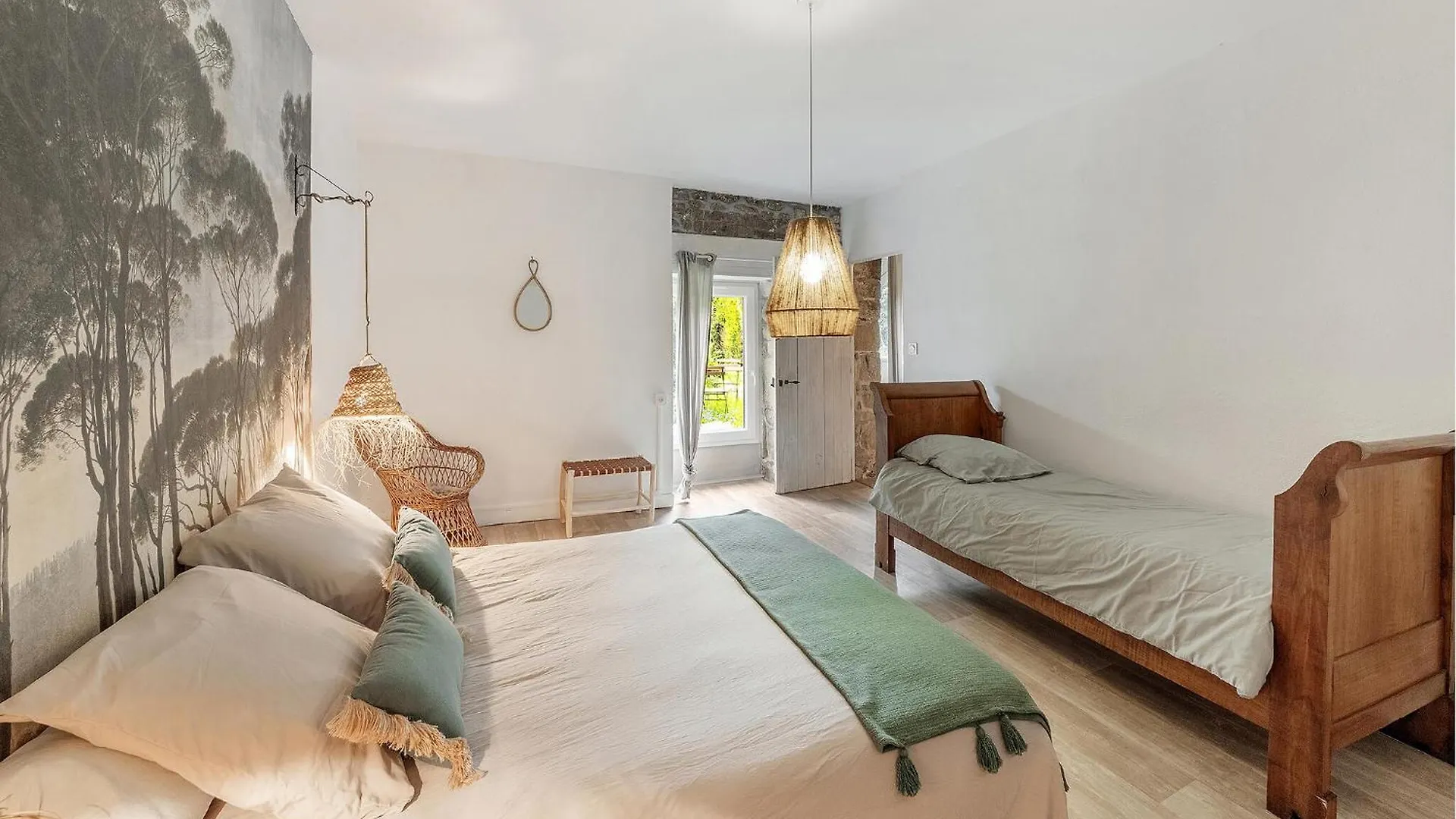 Lovely Home In Tremblay With Kitchen Les Portes du Coglais Nyaraló