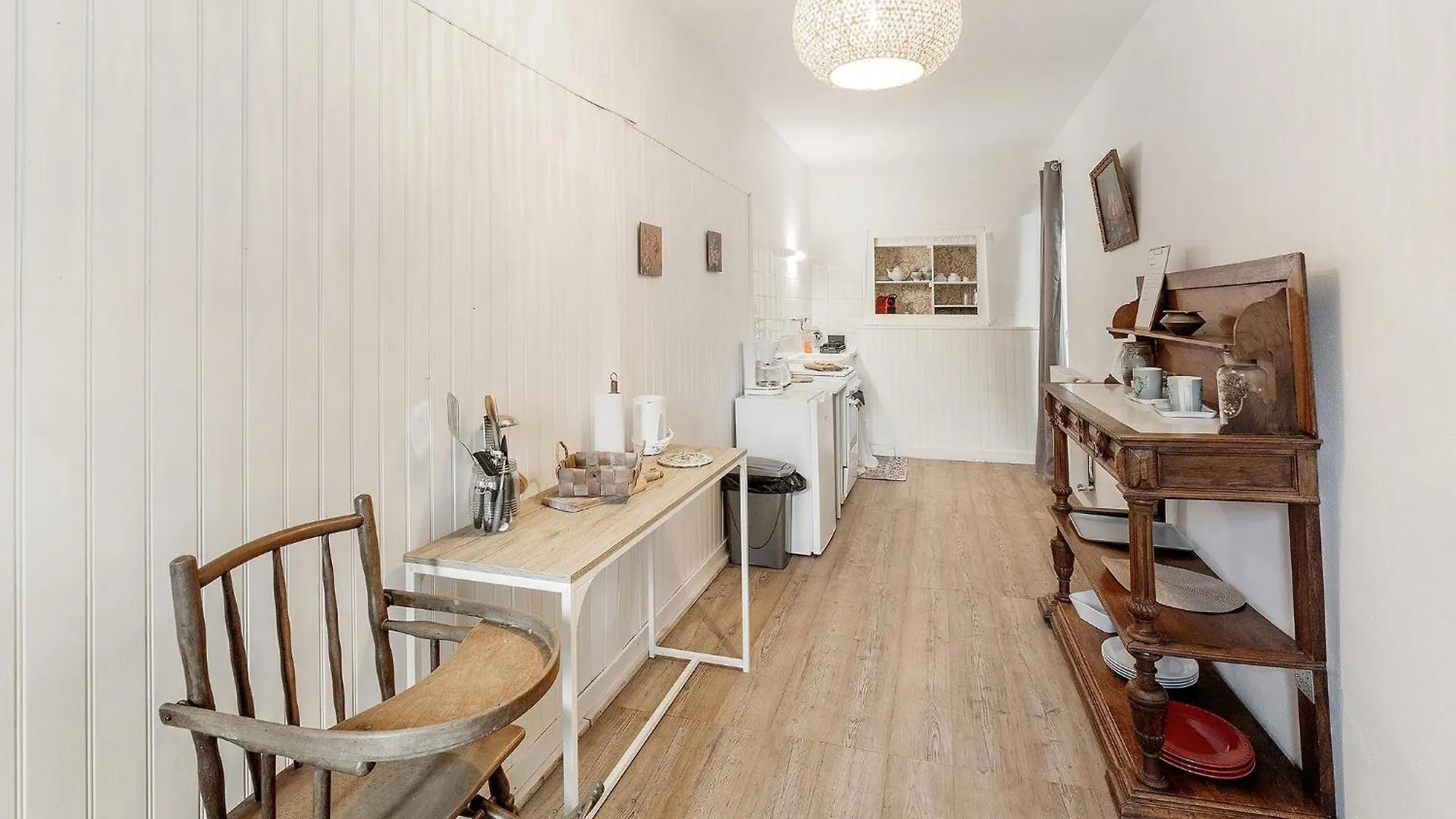 Lovely Home In Tremblay With Kitchen Les Portes du Coglais Nyaraló